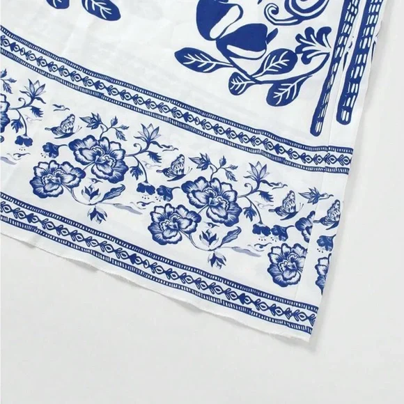 Elegant Blue and White Halter Maxi Dress - Picture 4 of 4